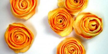Творческая мастерская… Розы из…мандарин