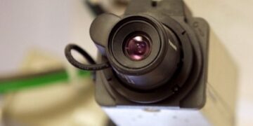 Контроль за школьниками: заботимся о безопасности