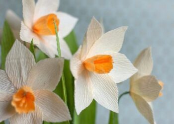 Творческая мастерская «Нарциссы из гофрированной бумаги»