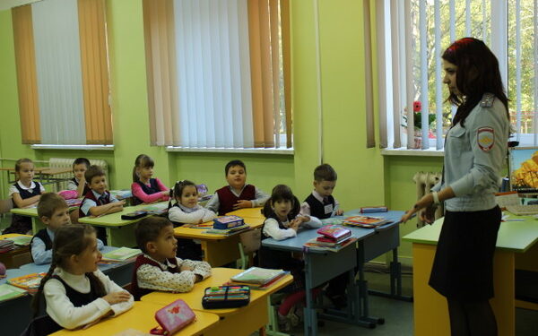 Наши новости. На уроке о правилах дорожного движения