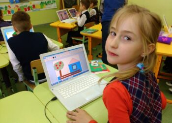 Компьютерный клуб: Домик в деревне