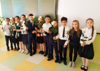 С днём учителя от второДклассников