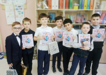 Агенты 007 из 2 Д класса…